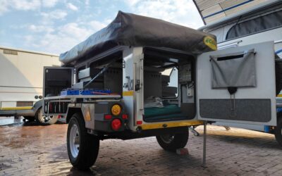 2009 Echo 4 Pre-owned Camper Trailer for sale